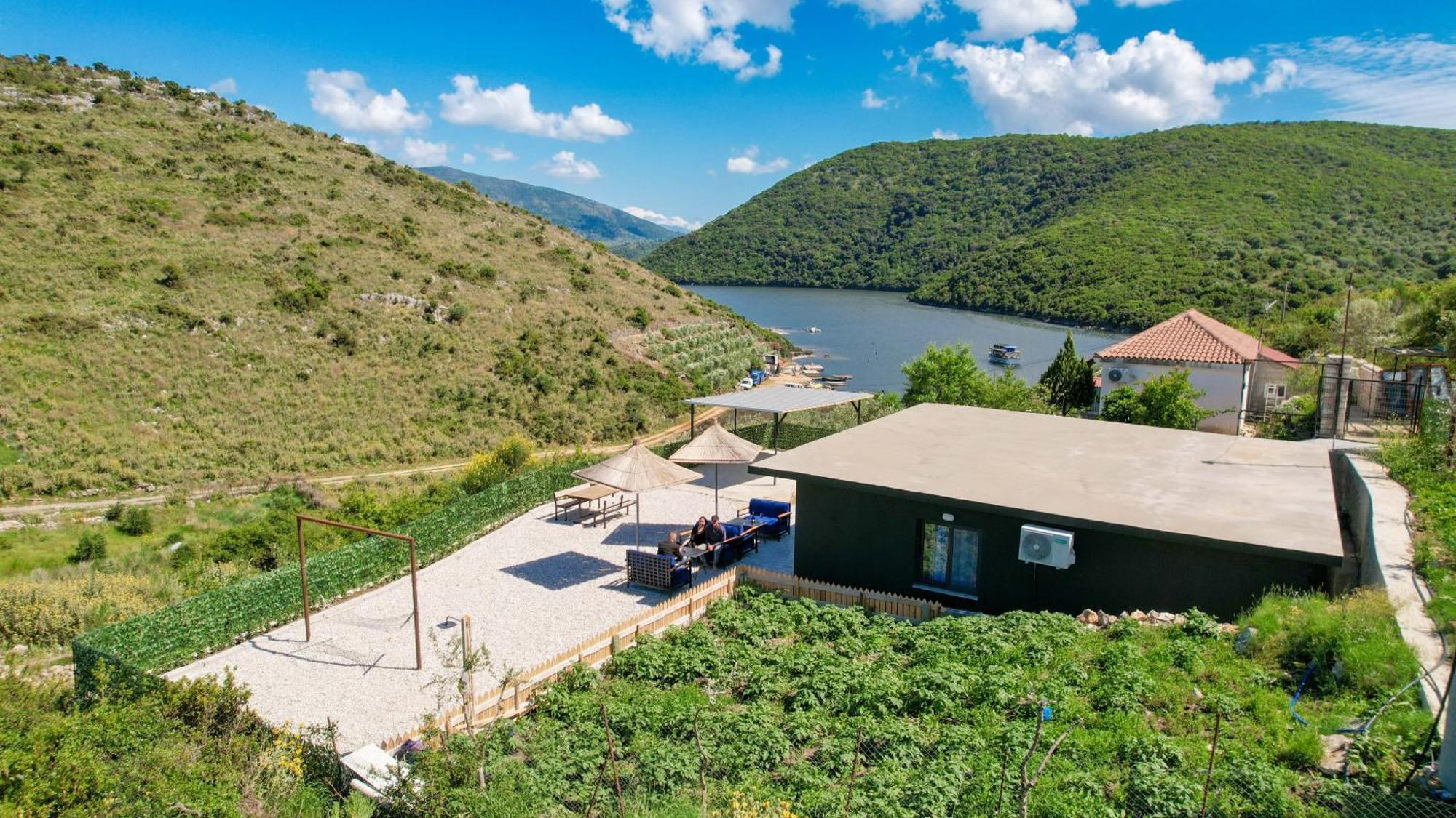Lago Calmo Villa Ksamil Exterior foto